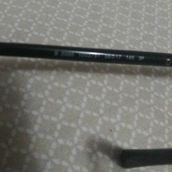 Mens burberry sunglasses - Picture 3 of 4